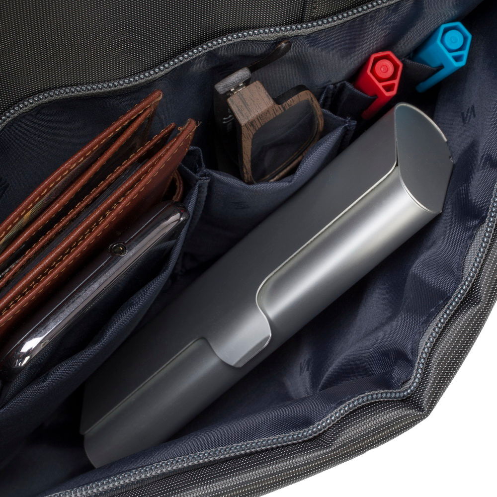 Сумка для ноутбука RivaCase 8251 17.3 Сумка для ноутбука RivaCase 8251 17.3